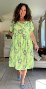 Millie kjole med mønster og lommer limegrøn LikeLondon
