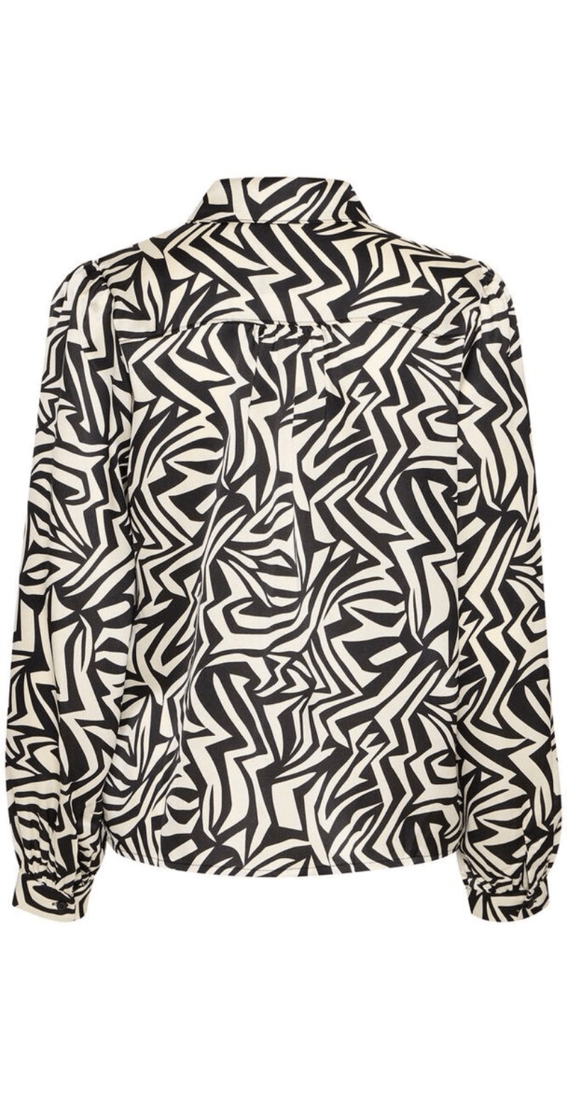 Gemotrine bluse sort