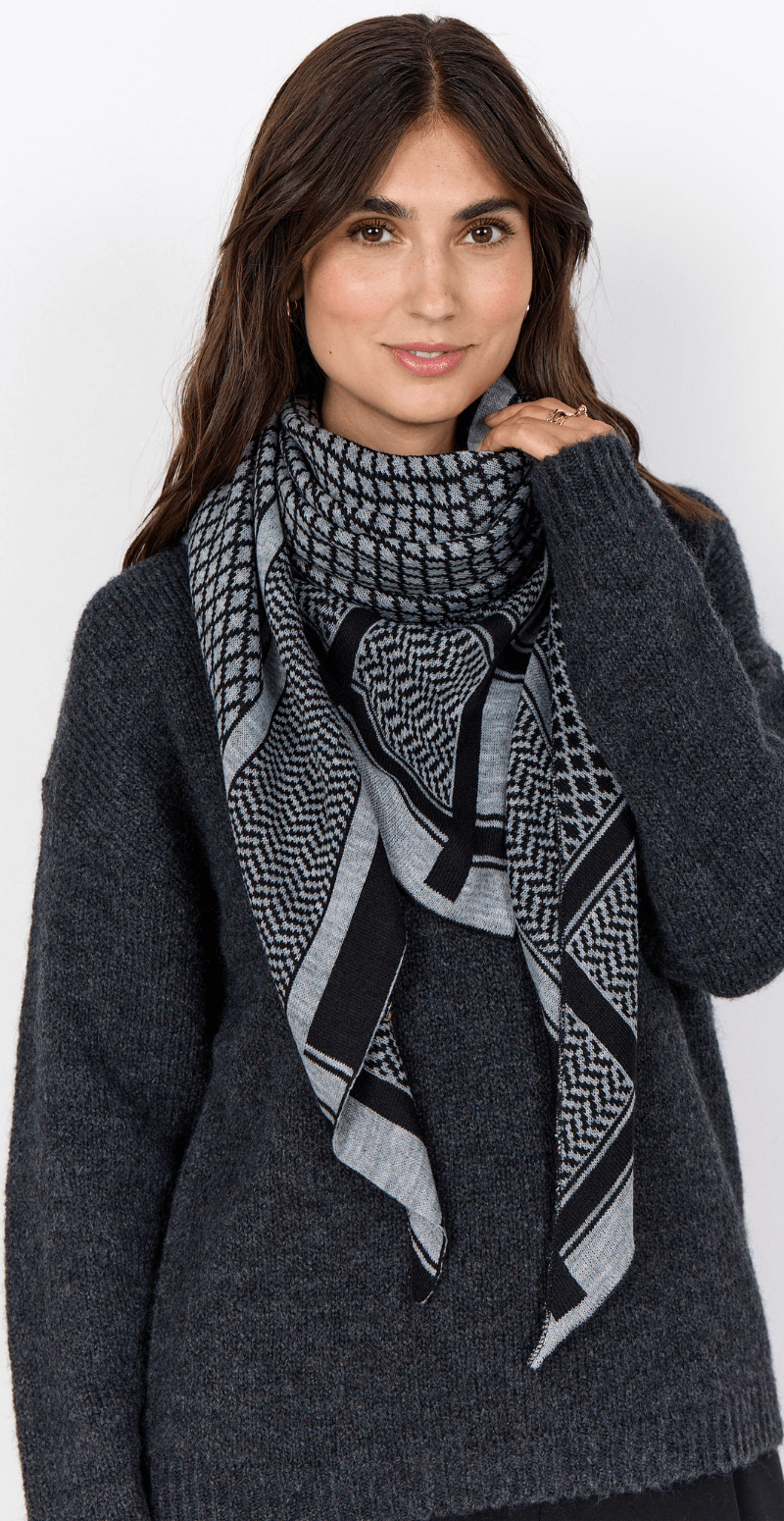 Tørklæde med print grå