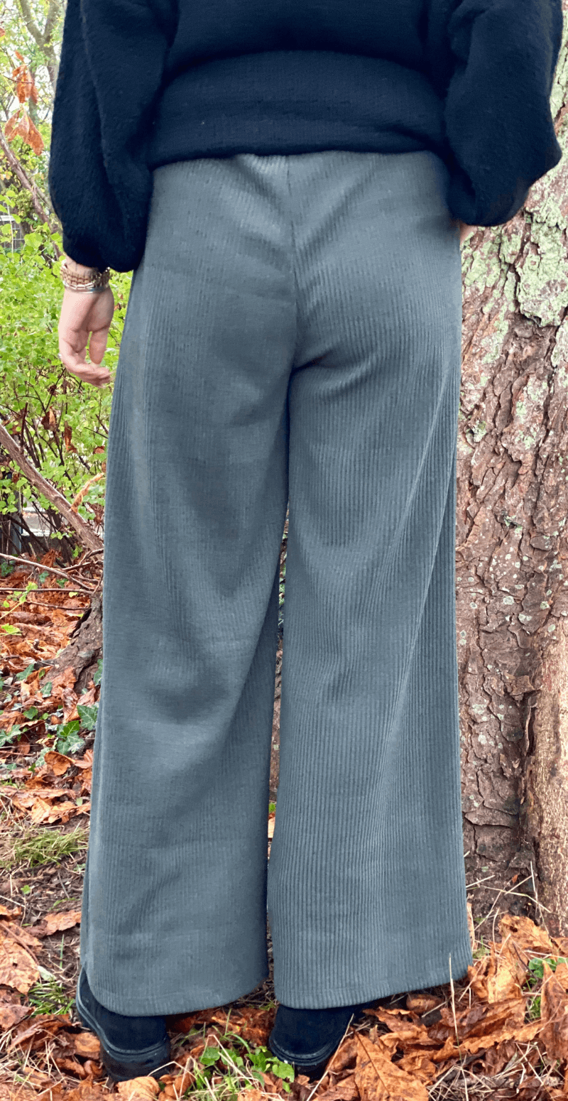 Ditte fløjlsbukser med bælte military LikeLondon