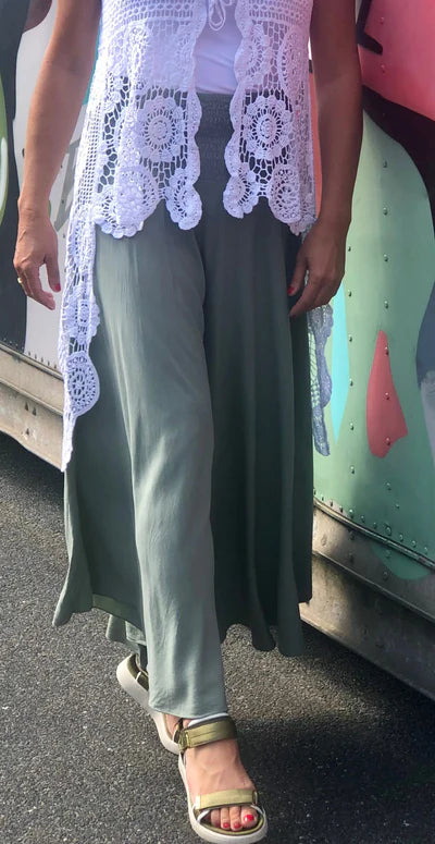 Dina bukser med brede ben khaki Likelondon