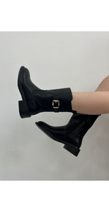 Støvle med spænde og elastik sort