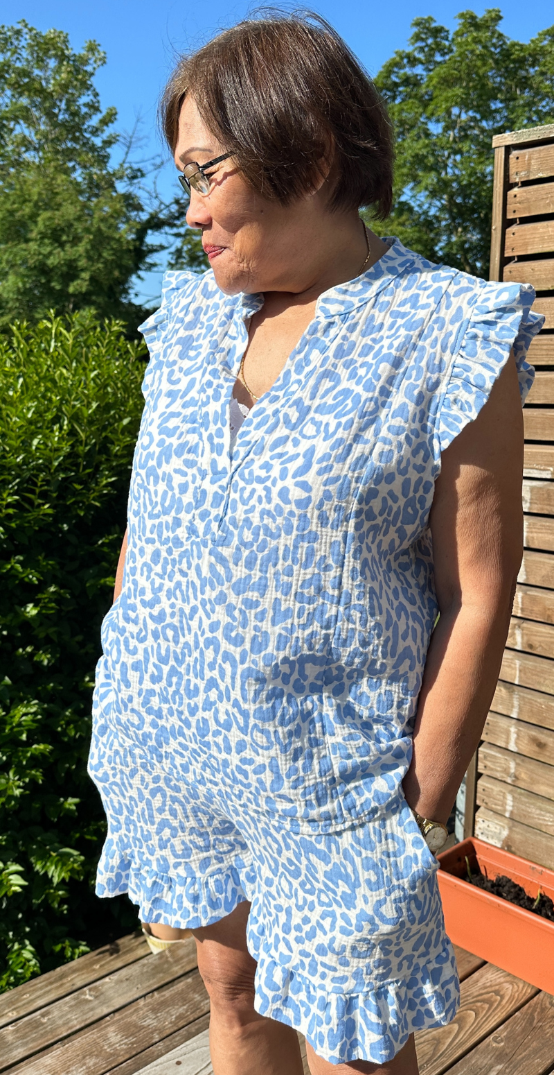 Cheri bluse med leopard print og peplum blå LikeLondon by Christina