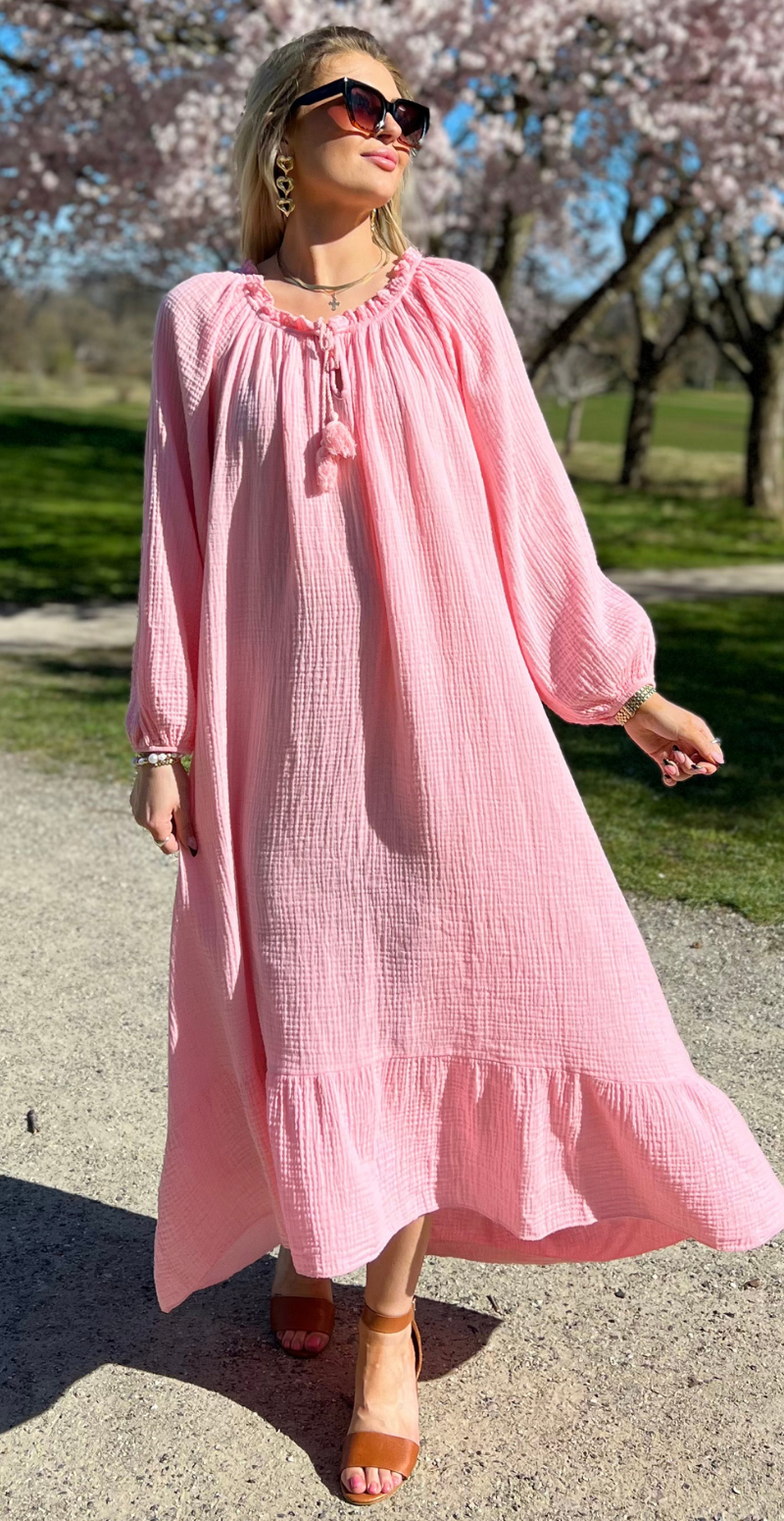 Wiki kjole med snørre og vidde ved ærmer rosa LikeLondon