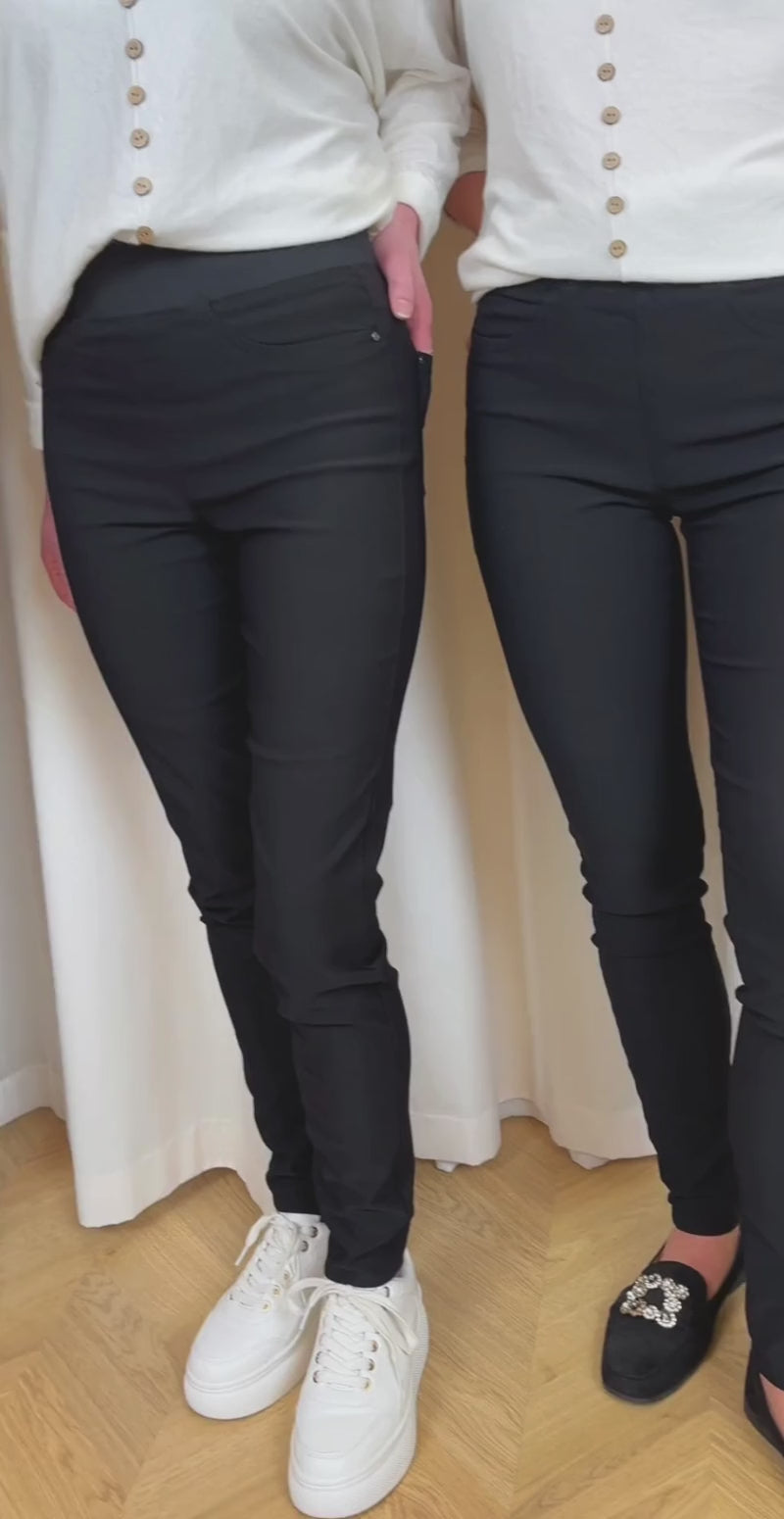 Shantal stretch buks sort