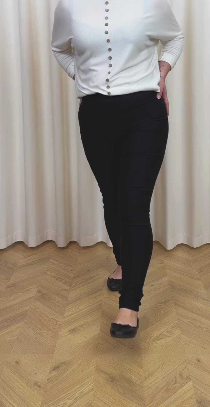Shantal stretch buks sort
