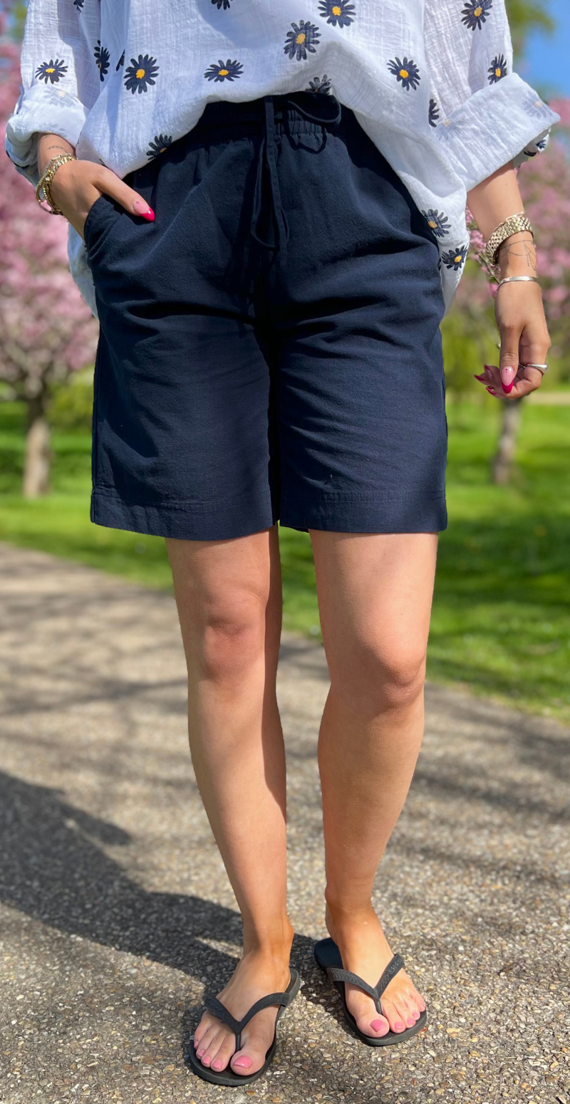 Sally shorts med elastik og lommer navy