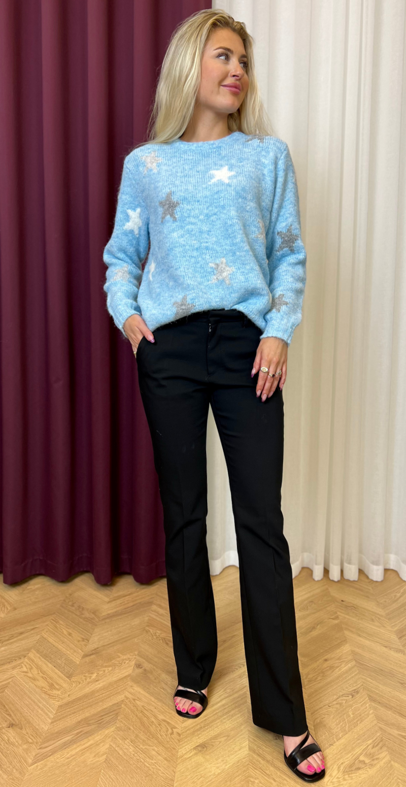 Louisa pullover med stjerner lysblå