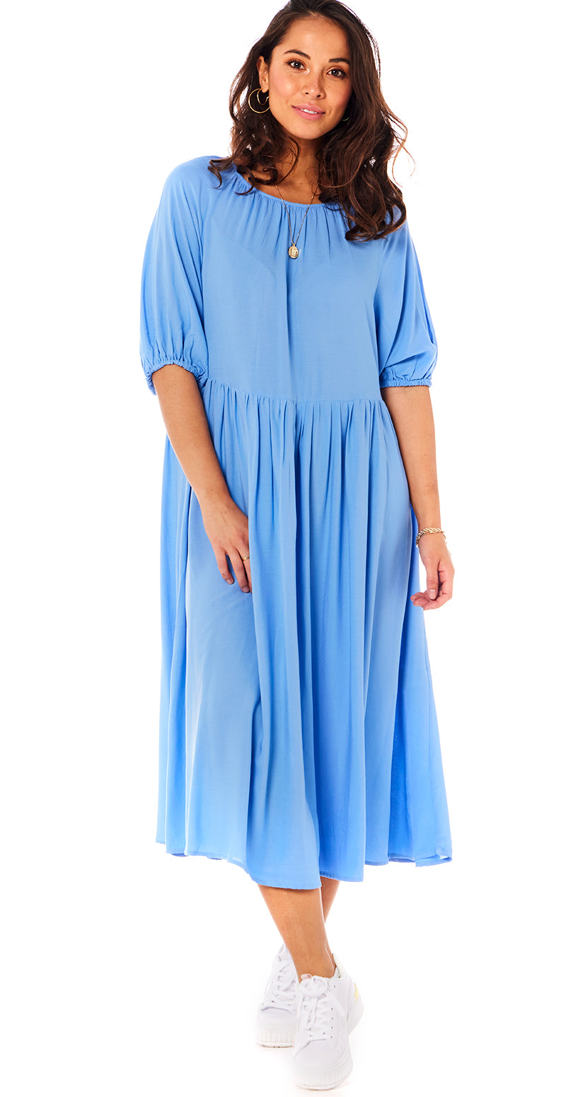 Lang kjole med 3/4 lange ærmer blå LikeLondon.com
