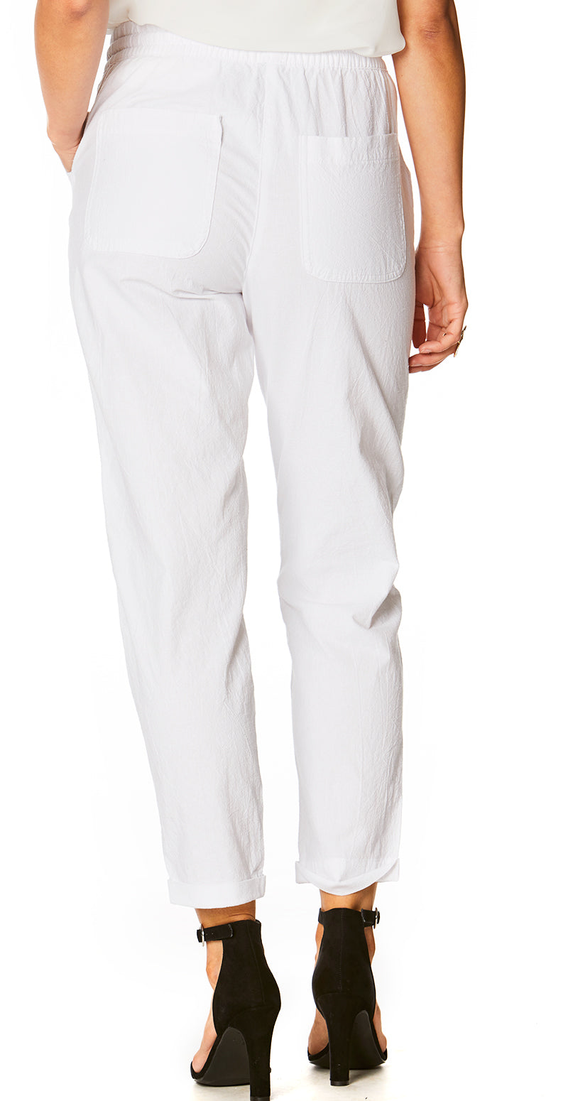 buks med lommer og opsmøg hvid