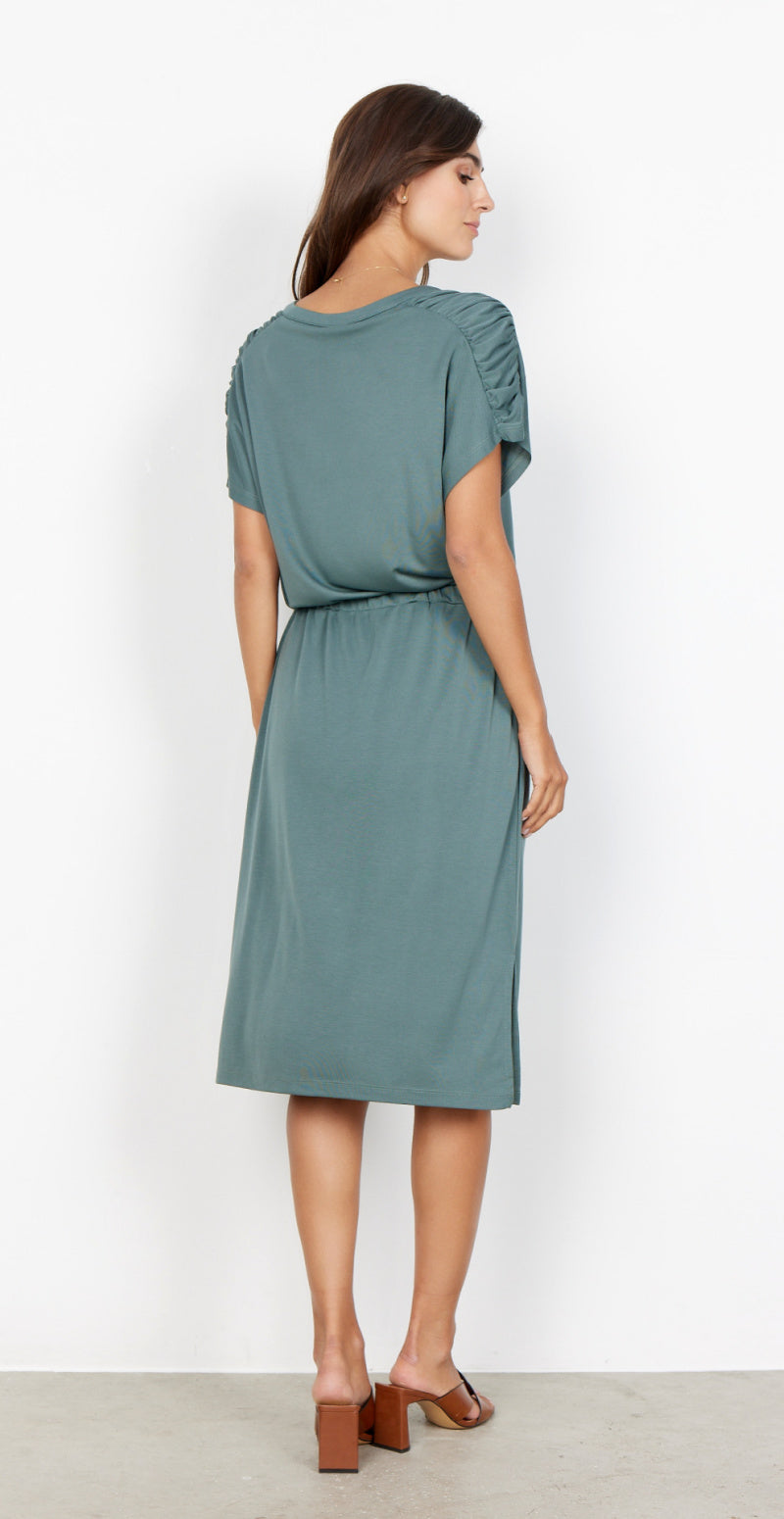 Kjole med justerbar talje beige