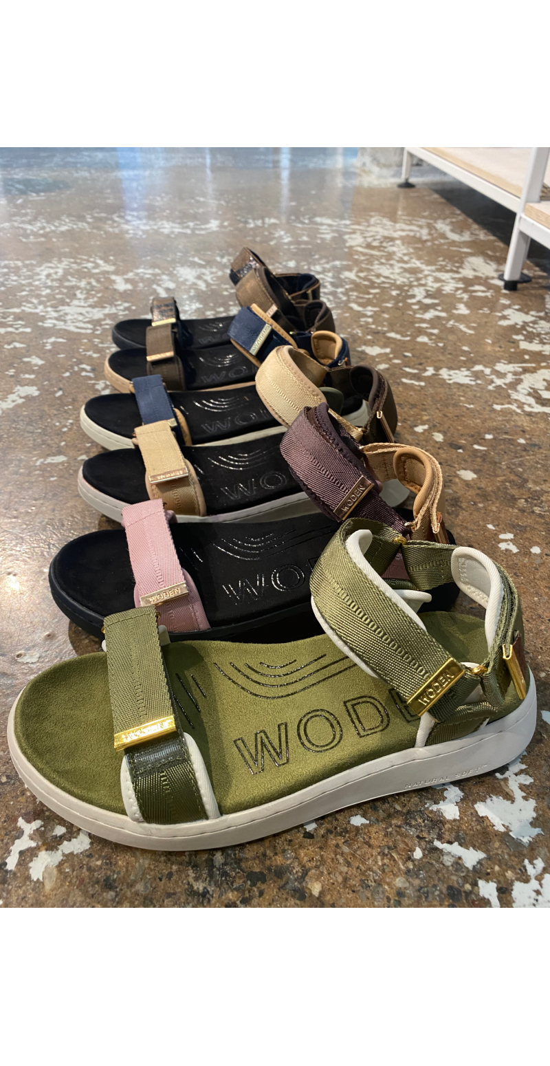 Sandal med velcro i zephyr multi