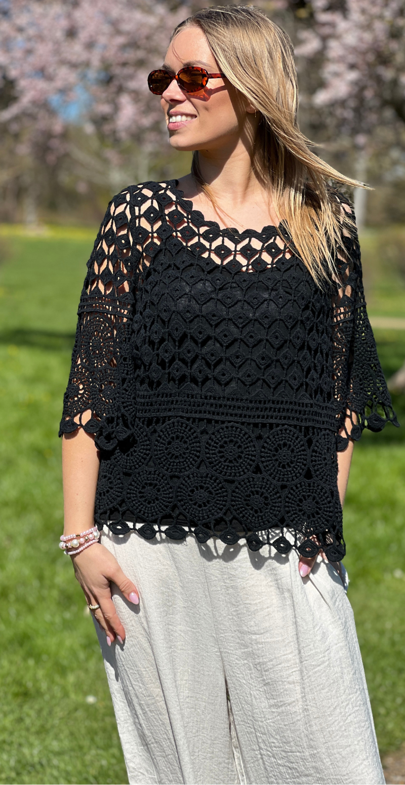 Alisa hæklet bluse med indertop sort LikeLondon