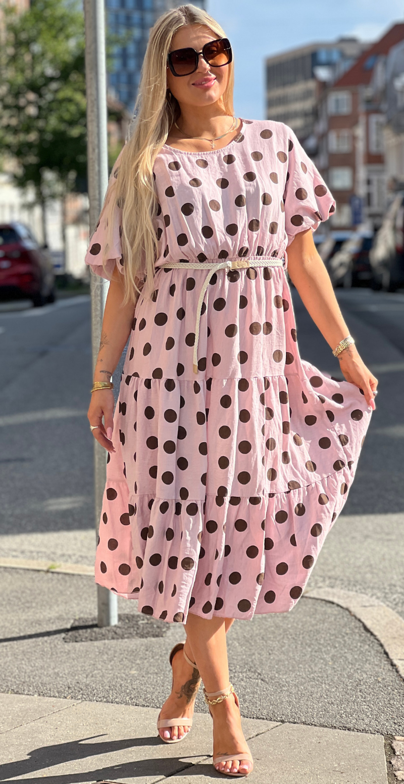 Elly kjole med dots og peplum rosa LikeLondon