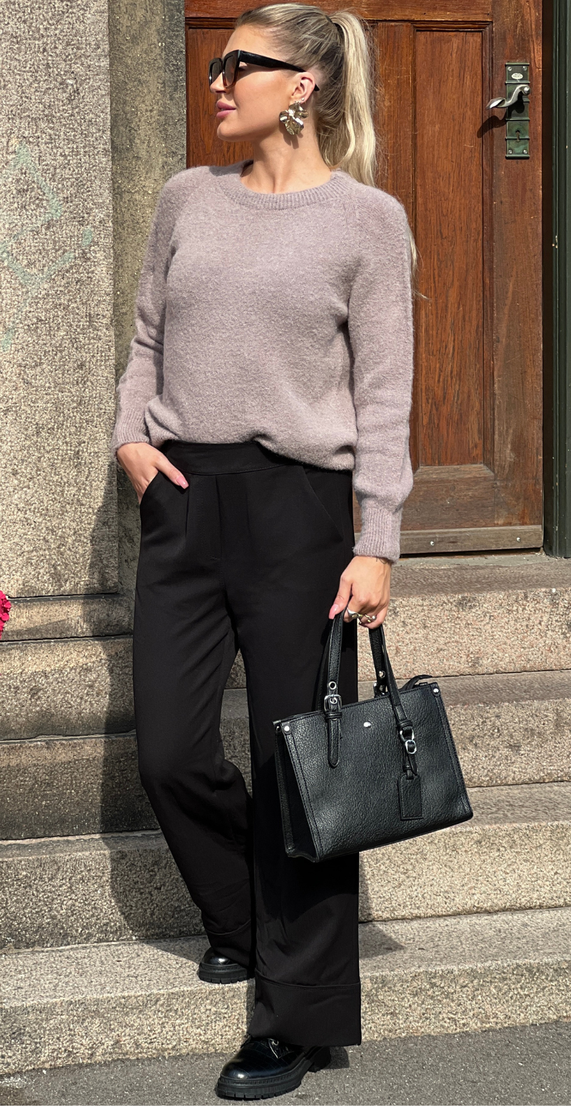 Antonia strikbluse med alpakauld og rund hals fango LikeLondon