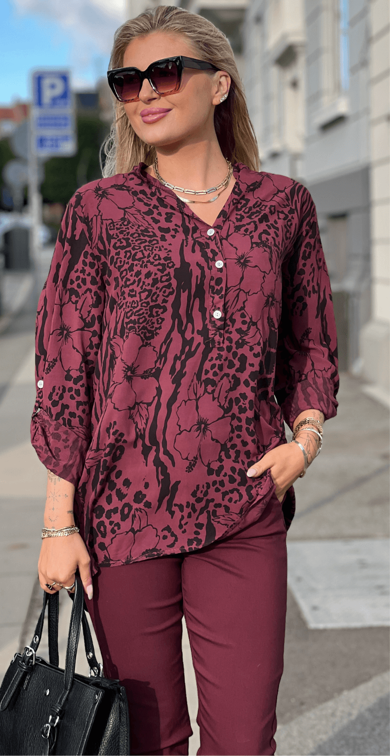 Justine bluse med blomster og leopardmønster bordeaux LikeLondon