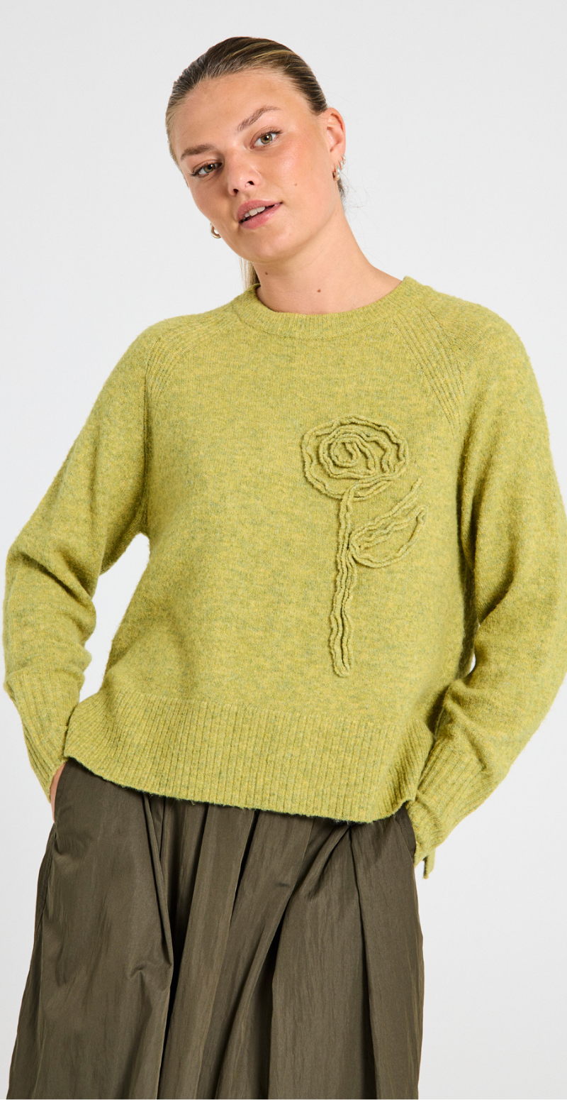 Vidoo strik pullover med broderet blomst willow melange