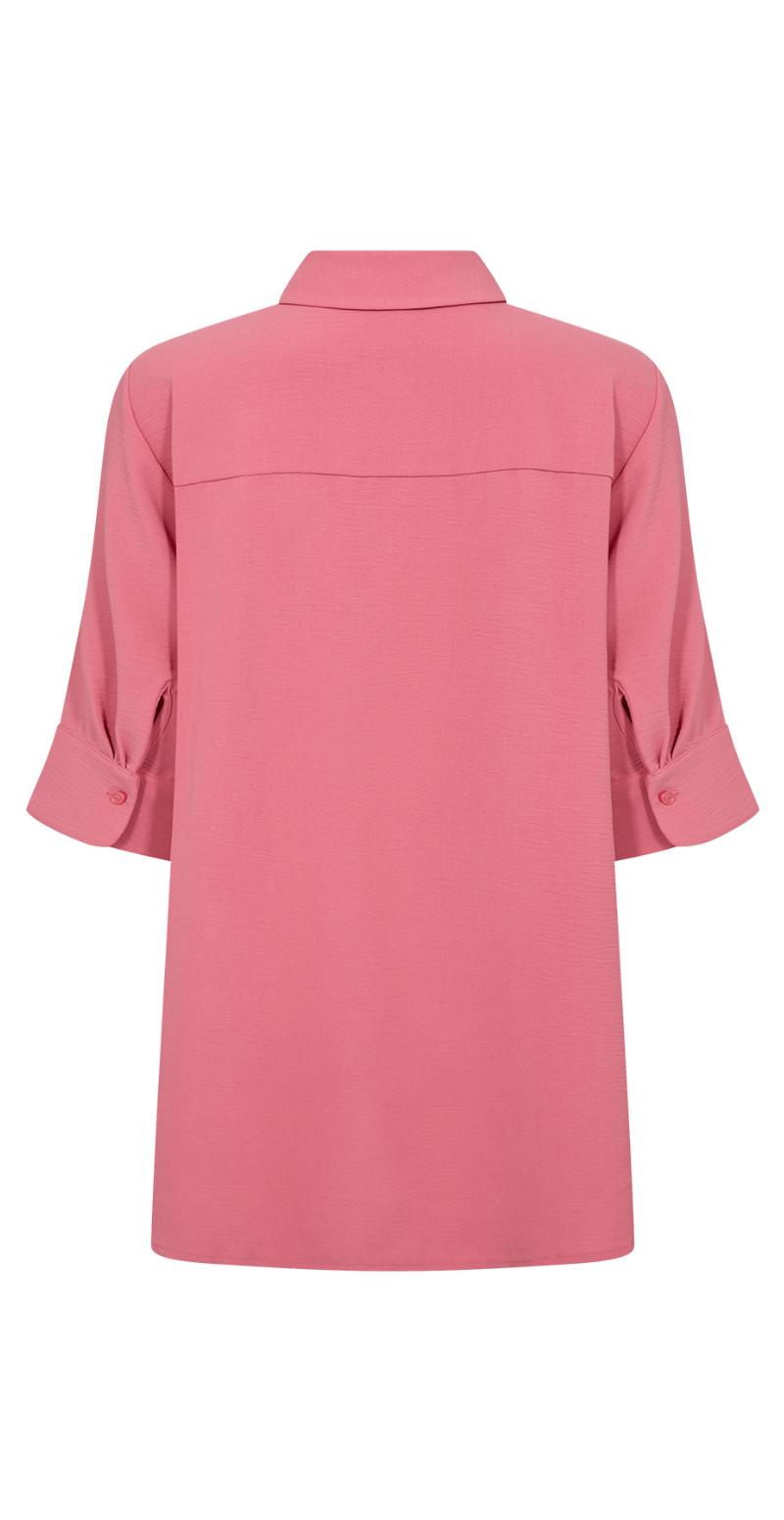 Carrie skjortebluse med længde bagtil rosa LikeLondon