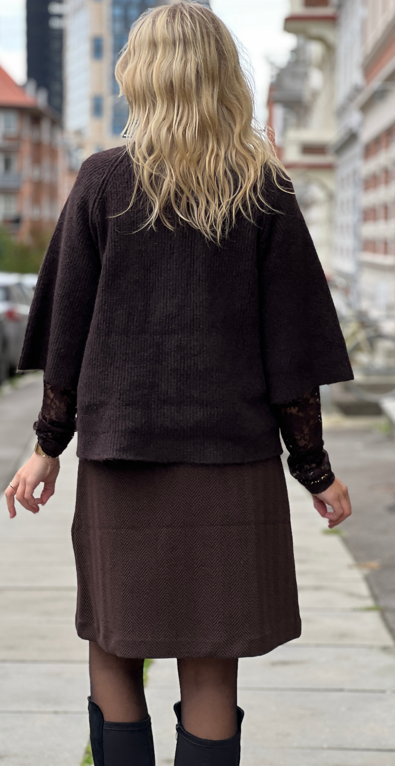 Otaja cardigan med knapper fortil og korte ærmer java melange b.young