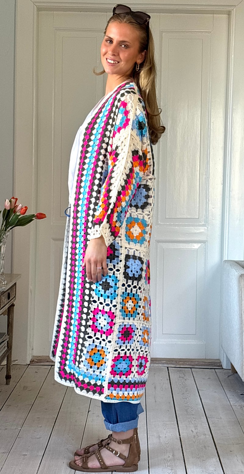 Libba lang cardigan med hæklet mønster pink/orange LikeLondon