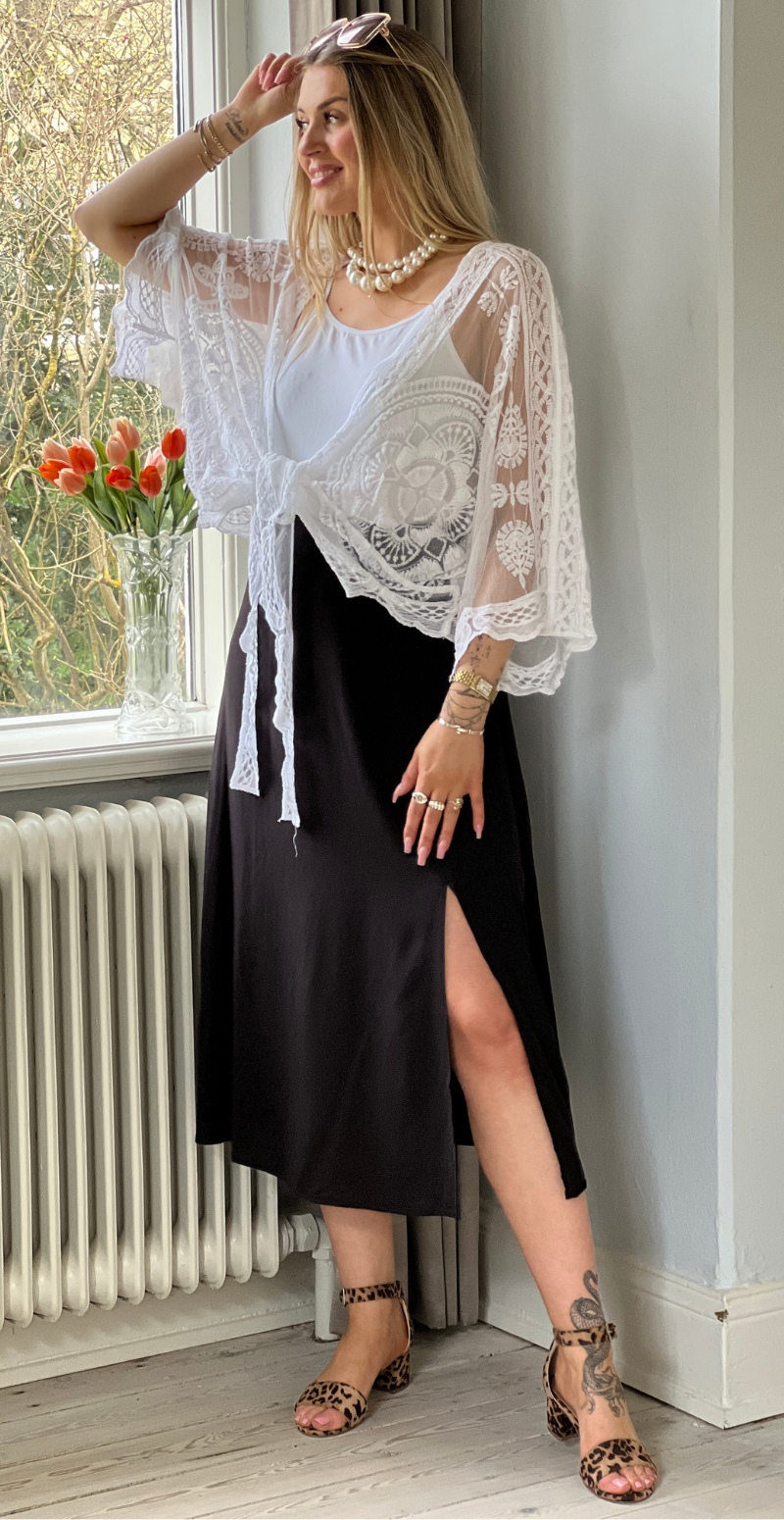 Norma blonde cardigan med bindebånd hvid LikeLondon