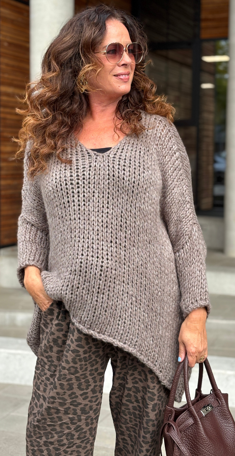 Beatrix oversized strik i grov rib fango LikeLondon