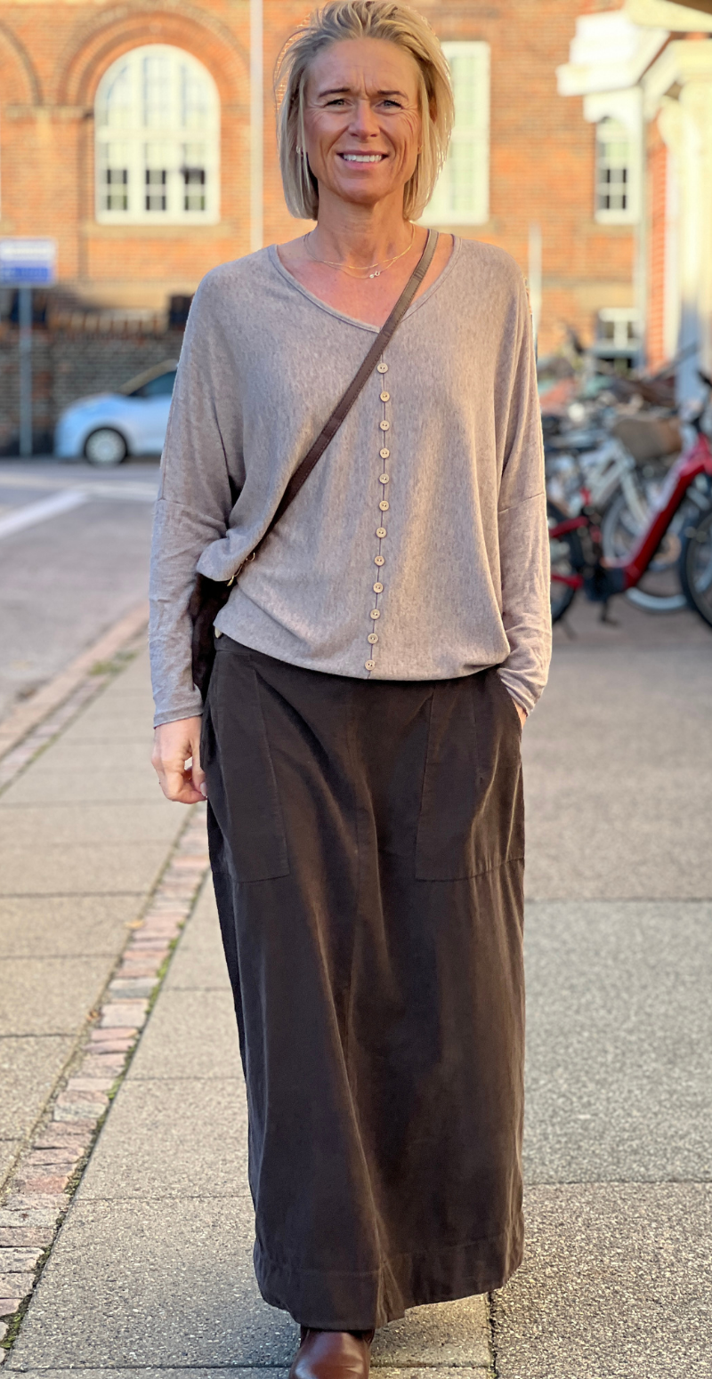Josephine bluse med pynteknapper fango LikeLondon