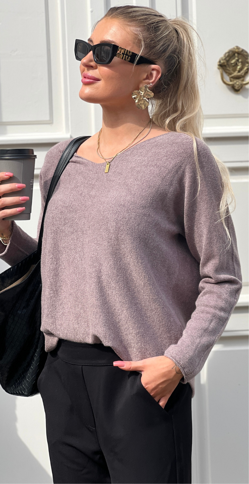 Inga blød strikbluse med v-hals fango LikeLondon