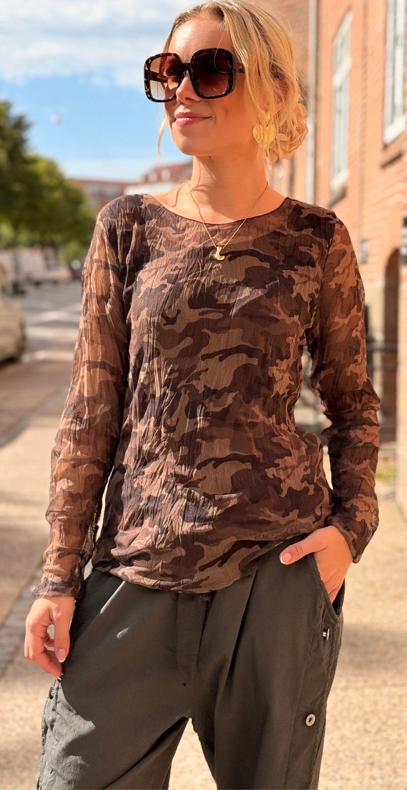 Sofie langærmet meshbluse med indertop fango camouflage LikeLondon
