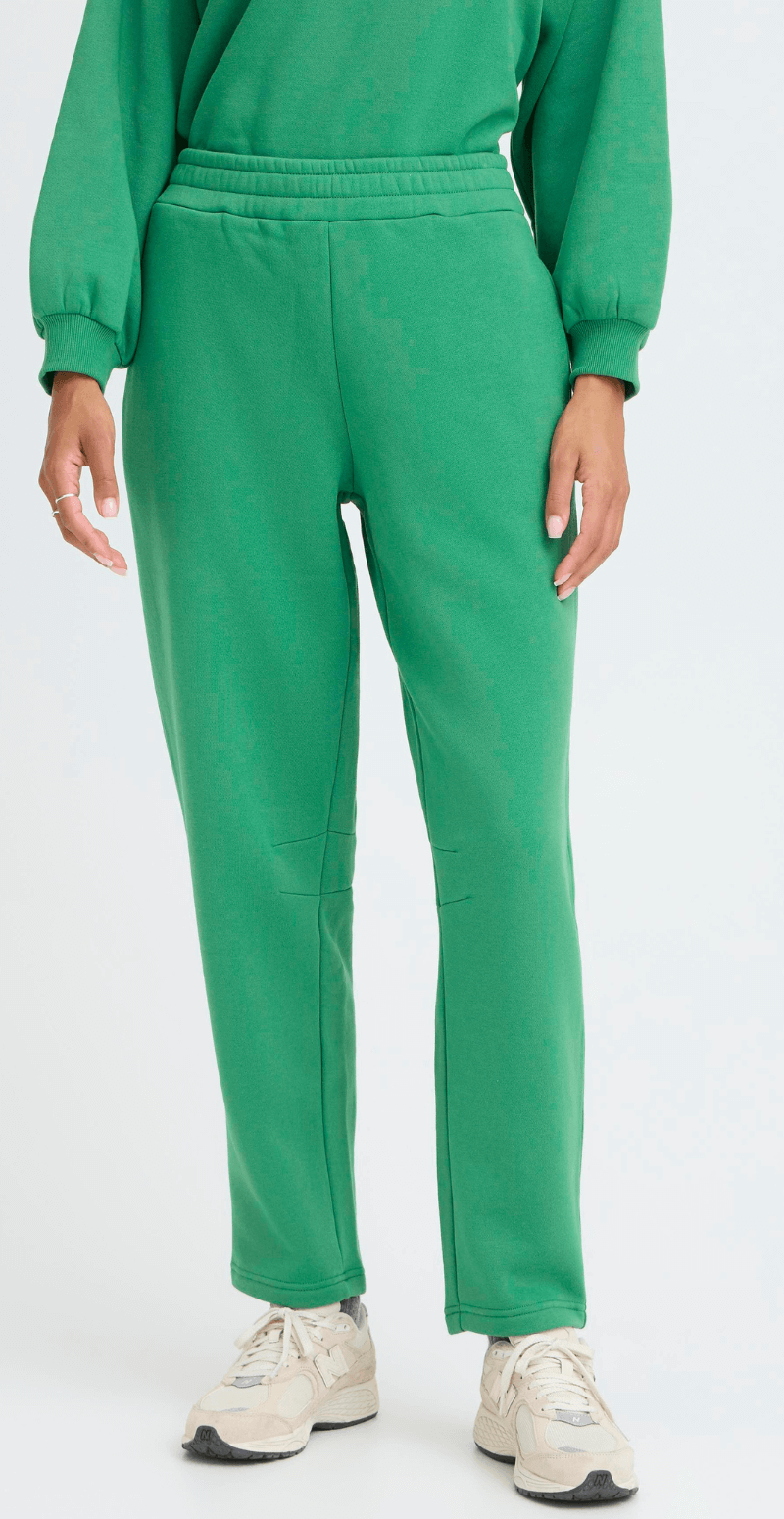 Mille sweatpants leprechaun