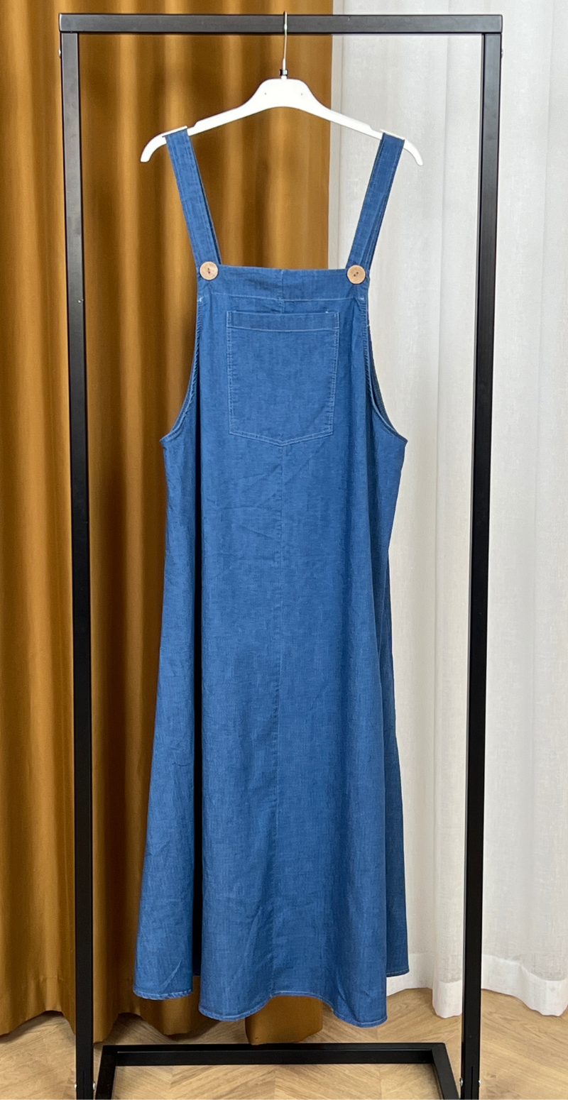 Noel denimspencer med træknapper og lomme medium jeans LikeLondon