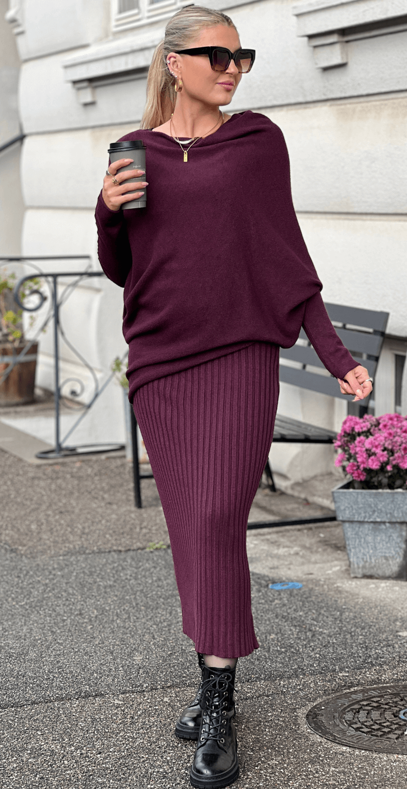 Molly striksæt med rib nederdel og asymetrisk bluse morgana LikeLondon