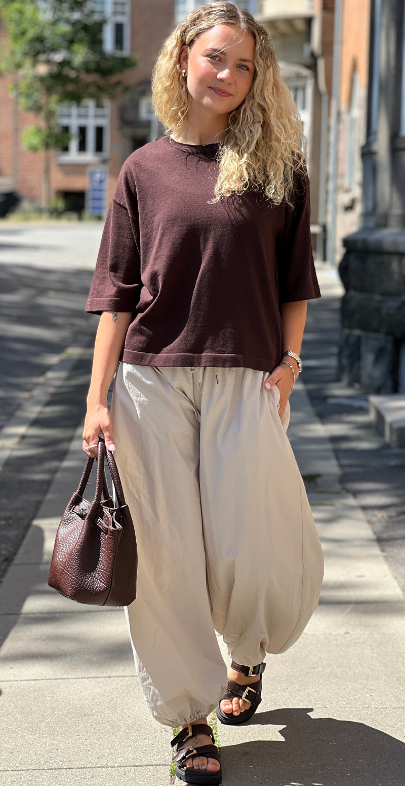Marla ballonbukser med snøre og elastik i taljen beige LikeLondon