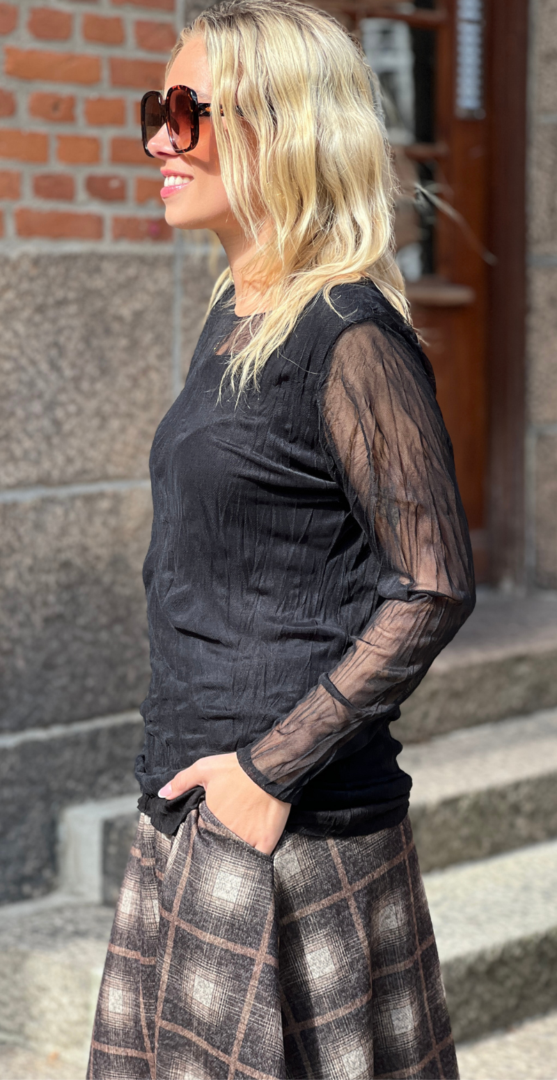 Sofie langærmet meshbluse med indertop sort LikeLondon