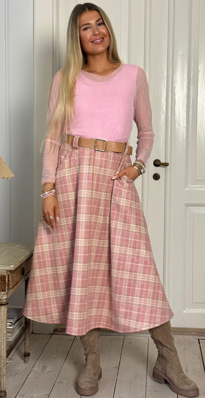 Zelda ternet nederdel med bælte og lommer rosa LikeLondon