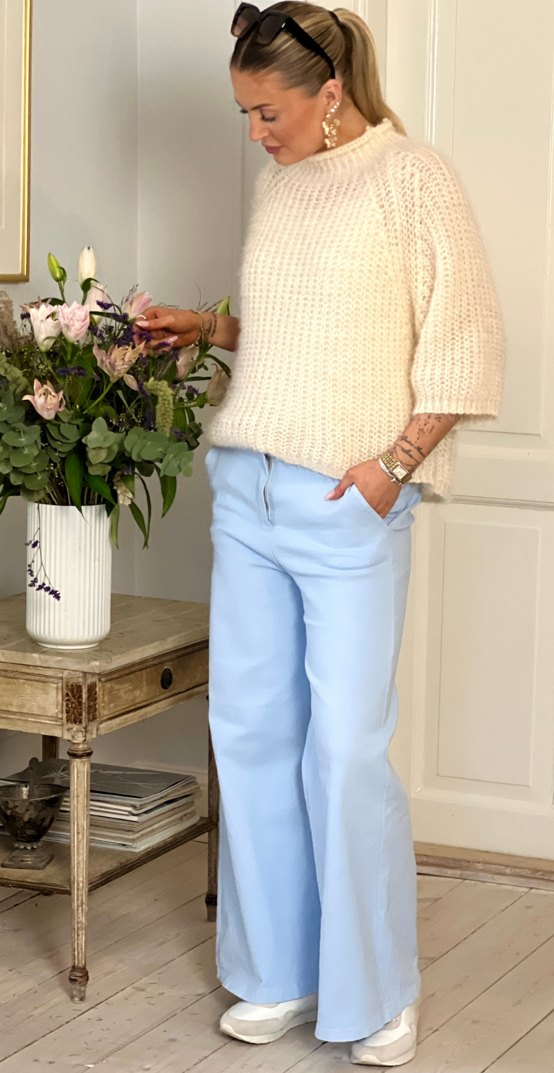 Donna strik med turtleneck og trekvart ærmer creme LikeLondon