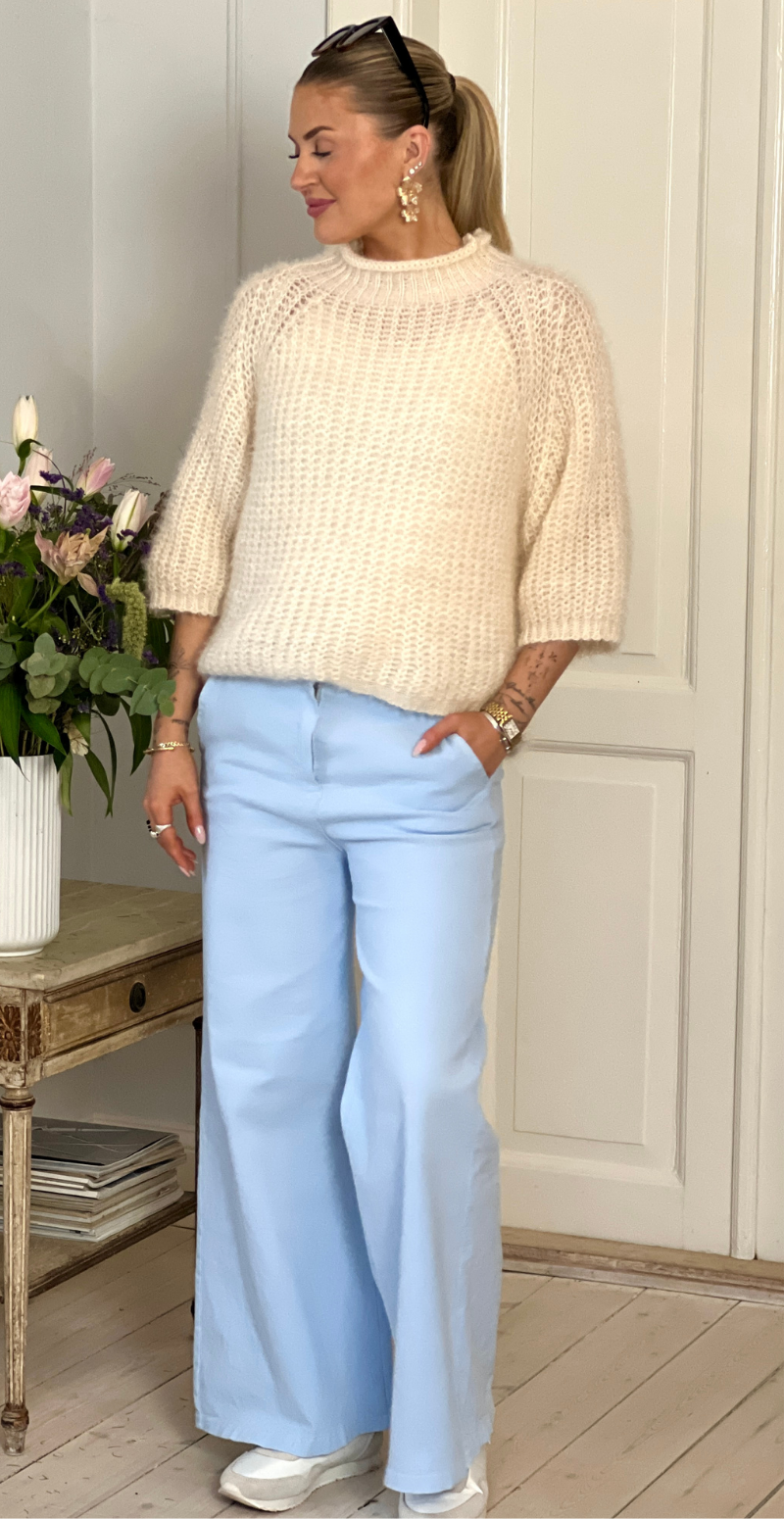 Donna strik med turtleneck og trekvart ærmer creme LikeLondon