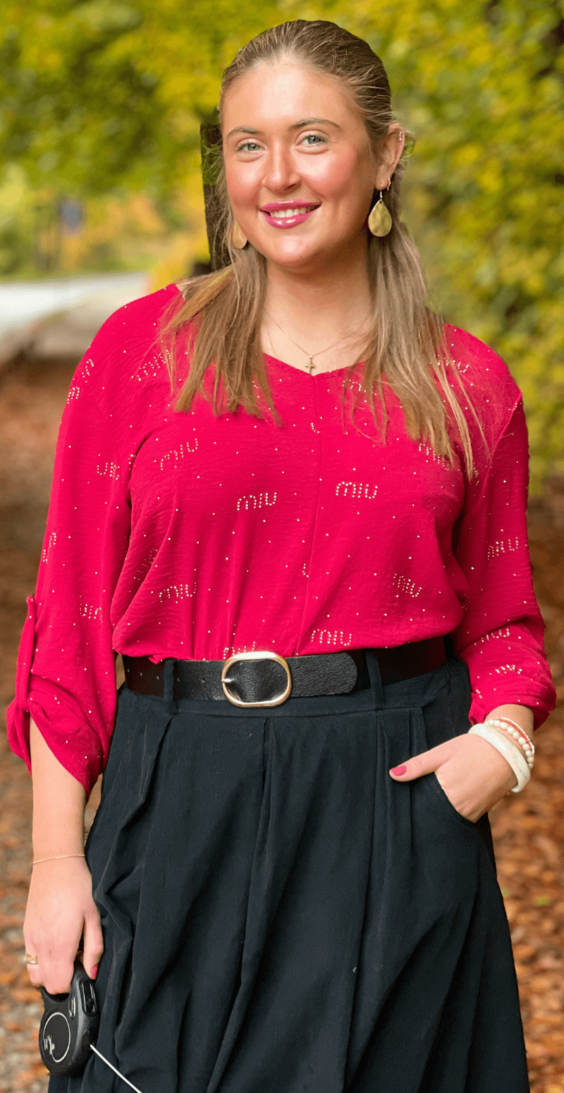 Florina bluse med V-hals og similisten rød LikeLondon