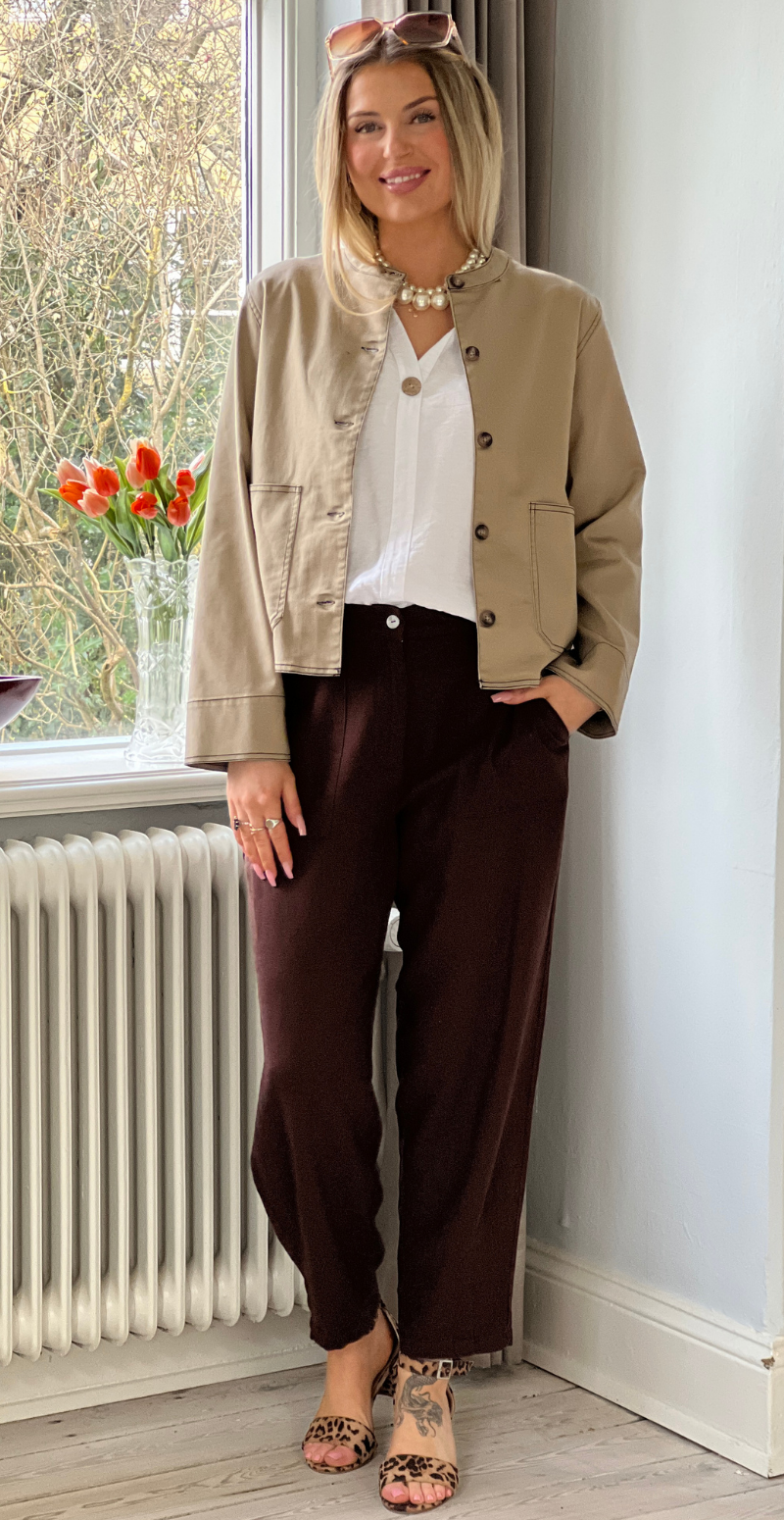 Lava hørbukser med store lommer og knaplukning coffee bean Freequent