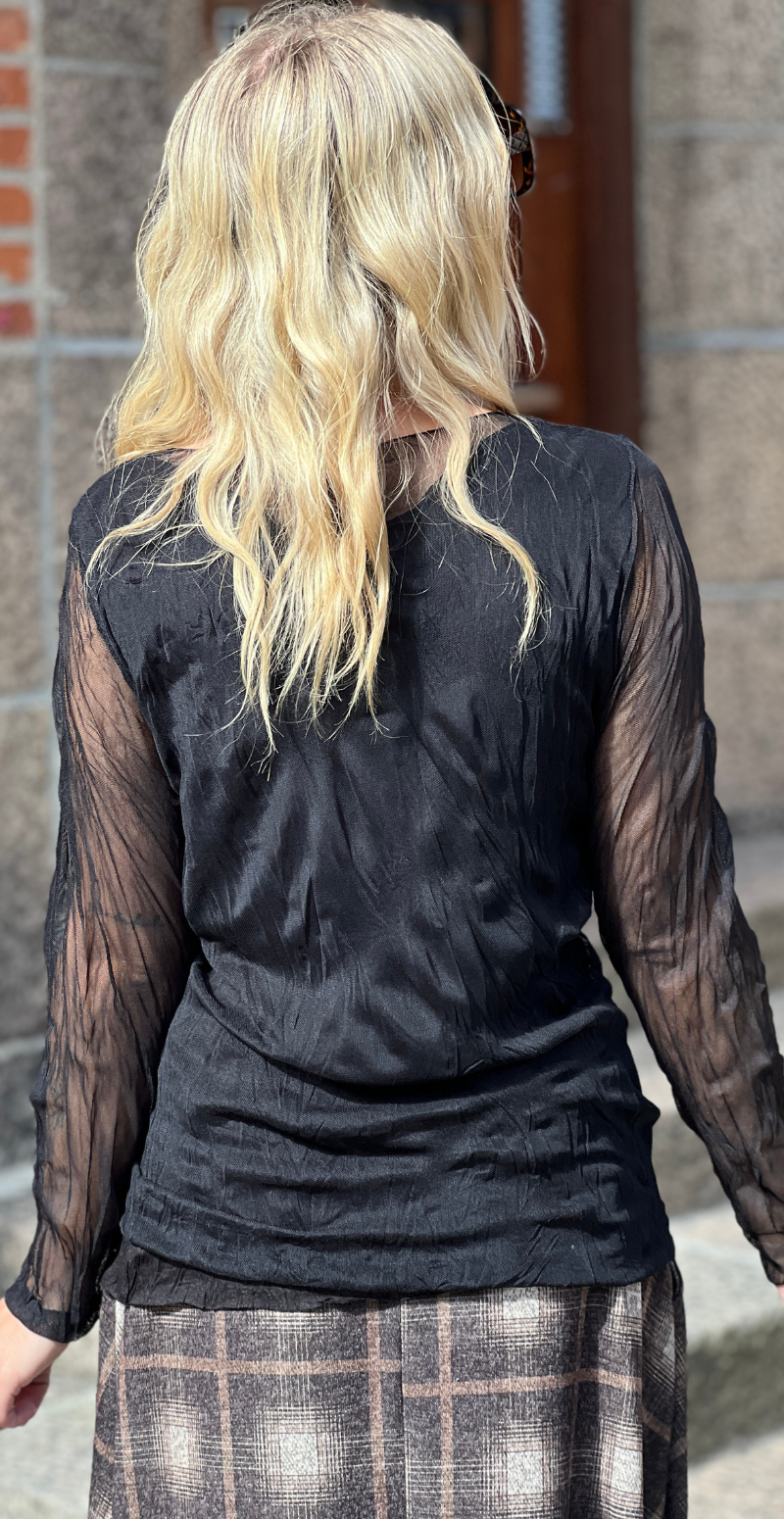 Sofie langærmet meshbluse med indertop sort LikeLondon