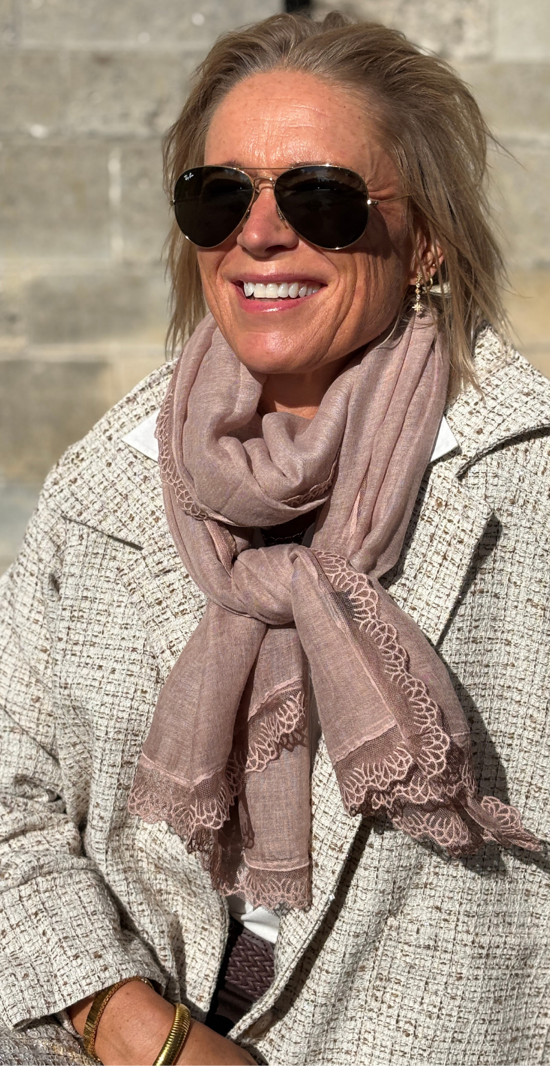 TØRKLÆDE MED BLONDEKANT PINK LIKELONDON