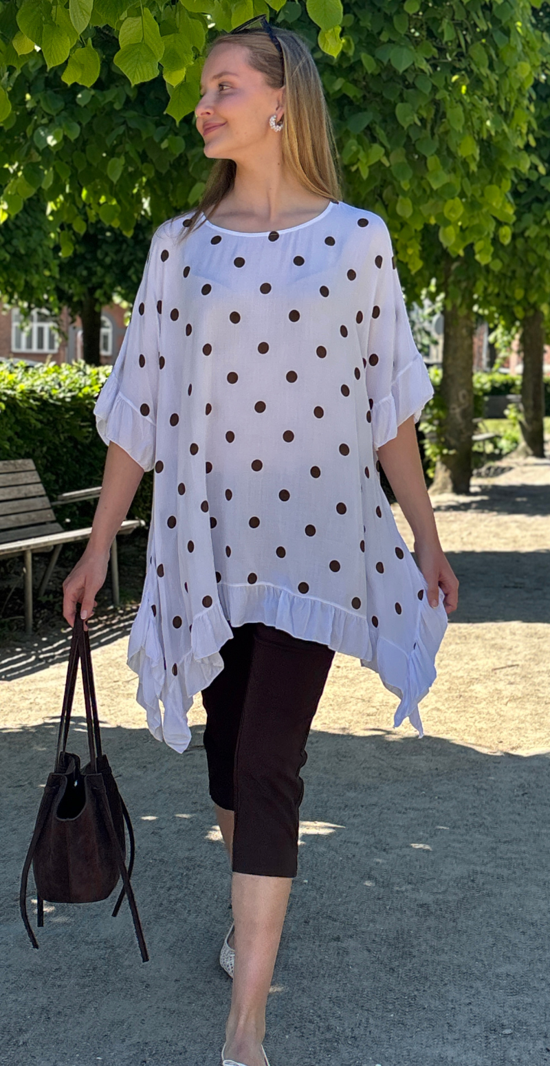 Sigrid bluse med vidde og prikker hvid LikeLondon