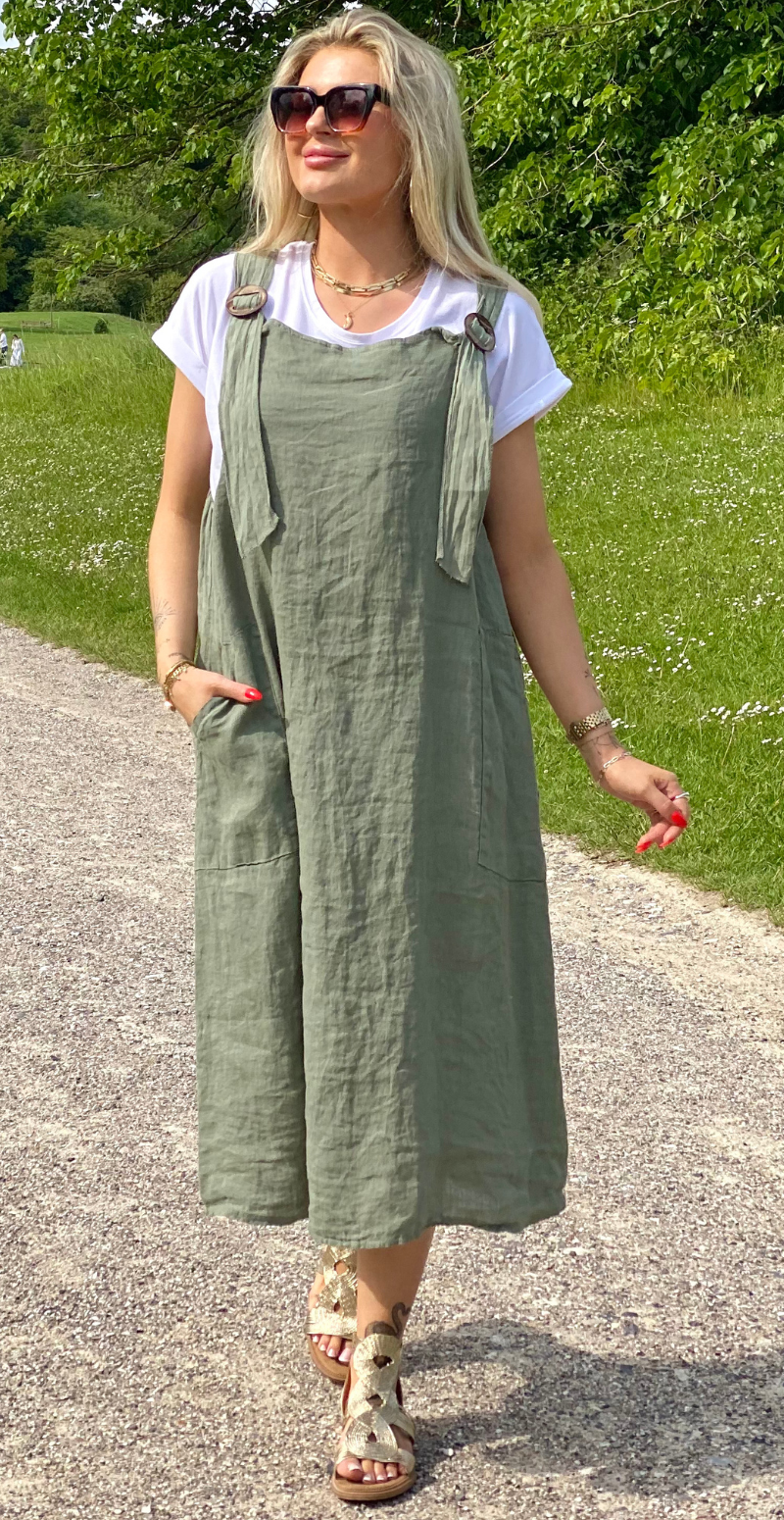 Hilda spencer kjole i hør med træknapper og lommer khaki LikeLondon