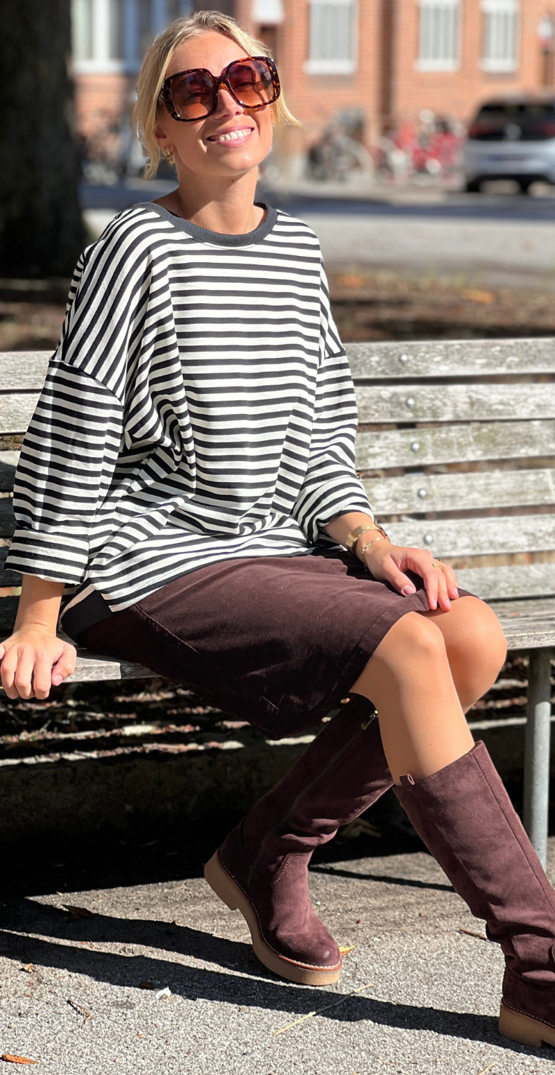 Zenia bluse med lange ærmer og striber black/cream LikeLondon