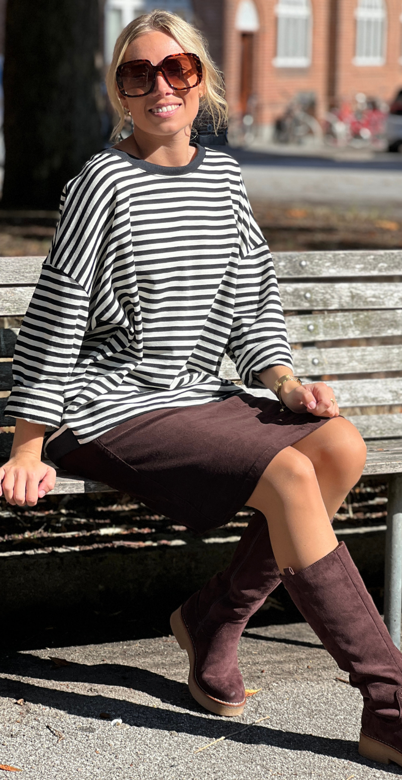 Zenia bluse med lange ærmer og striber black/cream LikeLondon