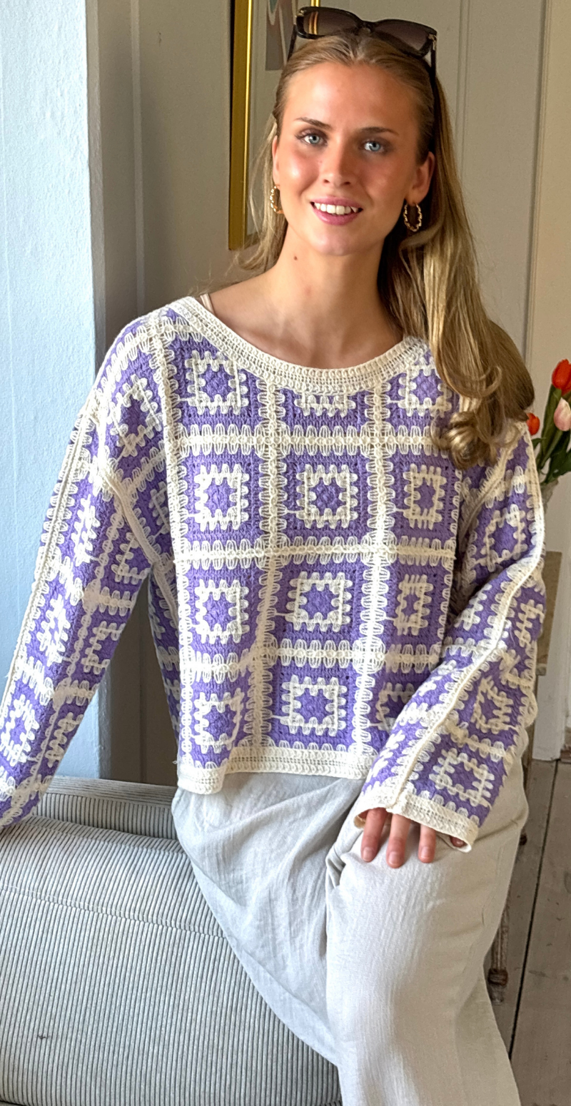 Isolde hæklet patchwork bluse lilla LikeLondon