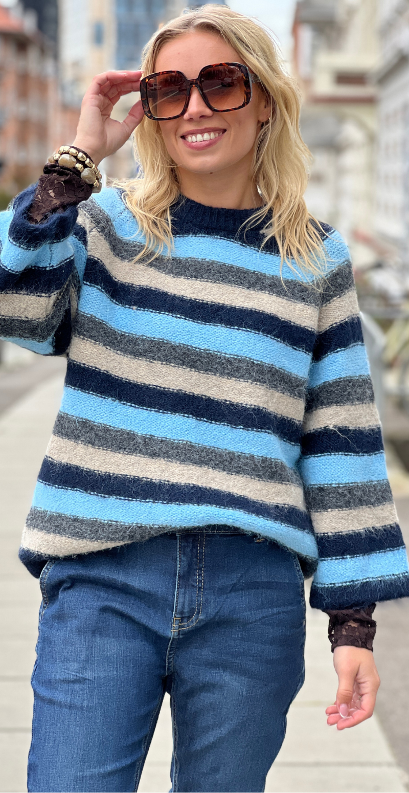Lulu pullover med striber og 3/4 ærmer navy blazer Freequent