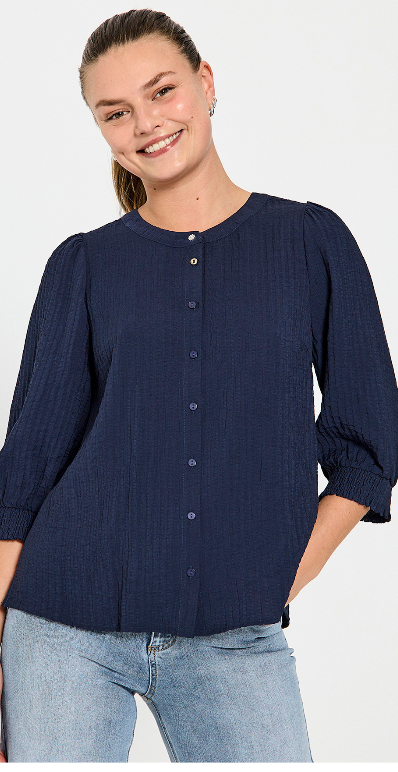 Aby bluse med struktur navy blazer