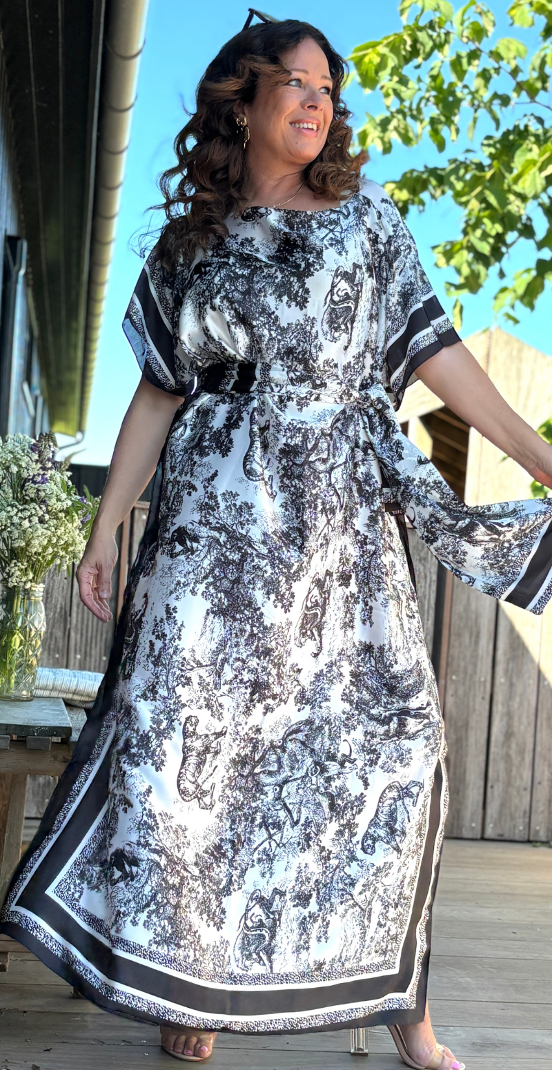 Lang sarong med jungleprint sort LikeLondon