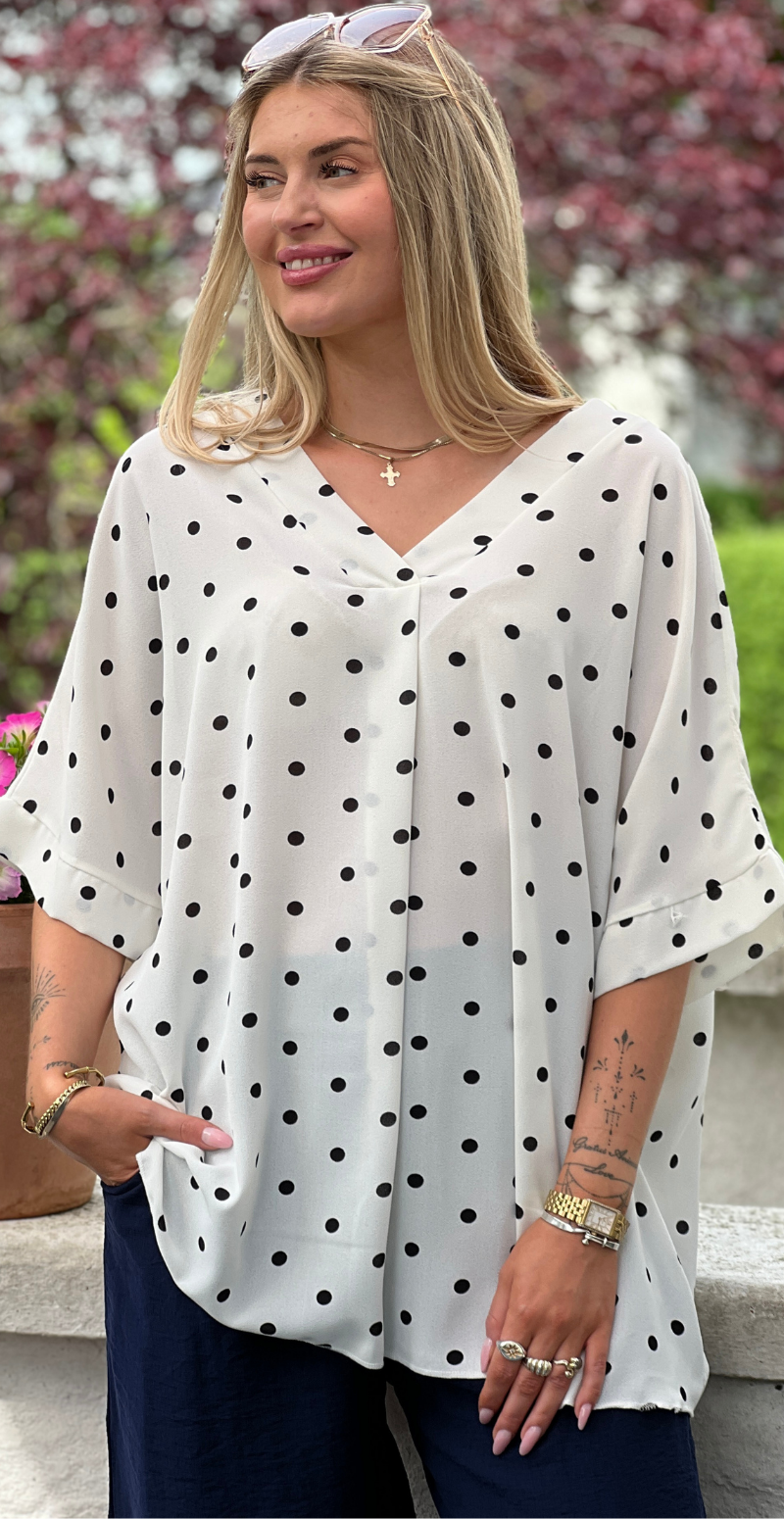 Channie bluse med v-hals og prikker hvid LikeLondon